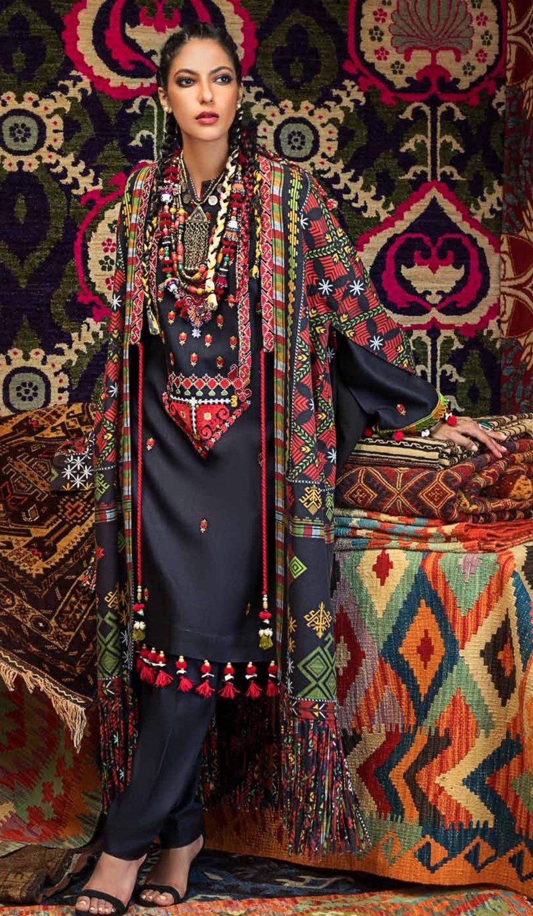 img_gul_ahmed_twill_linen_collection_2020_wadi-e-swat_awwal_boutique