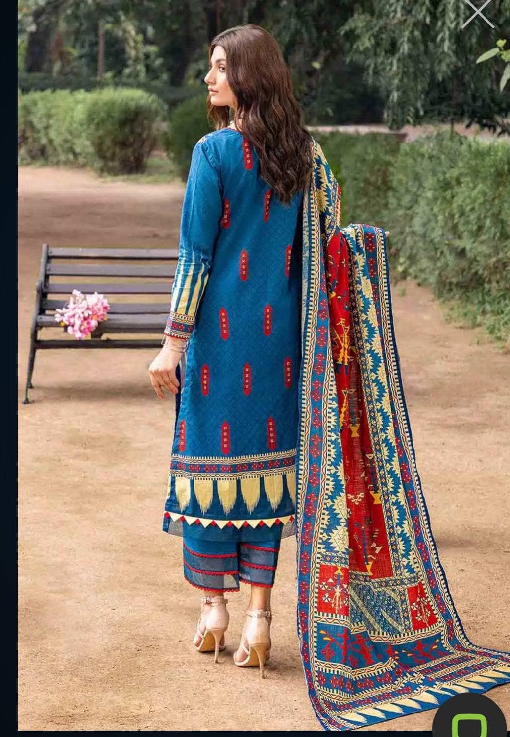 img_gul_ahmed_khaddar_awwal_boutique