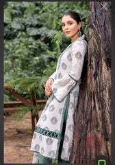 img_gul_ahmed_khaddar_awwal_boutique