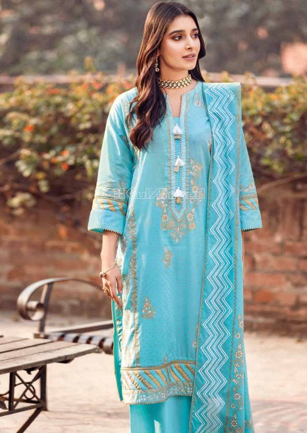 img_gul_ahmed_lawn_2022_awwal_boutique