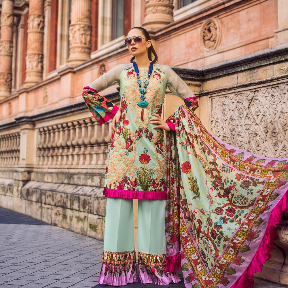 img_honey_waqar_lawn_collection_sale_awwal_boutique