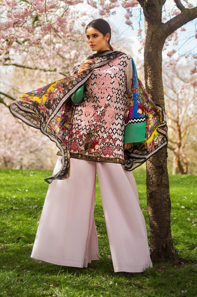 img_honey_waqar_lawn_collection_sale_awwal_boutique