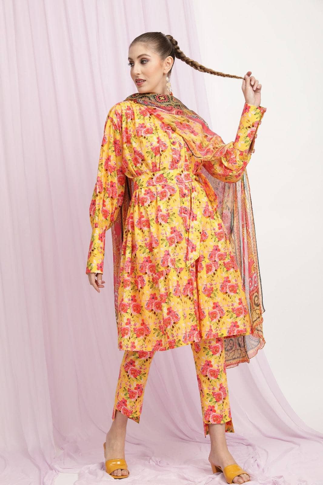 img_house_of_mist_lawn_23_awwal_boutique