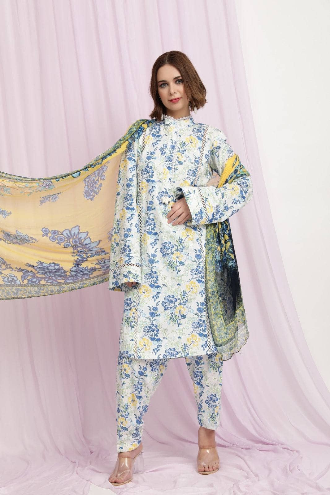 img_house_of_mist_lawn_23_awwal_boutique