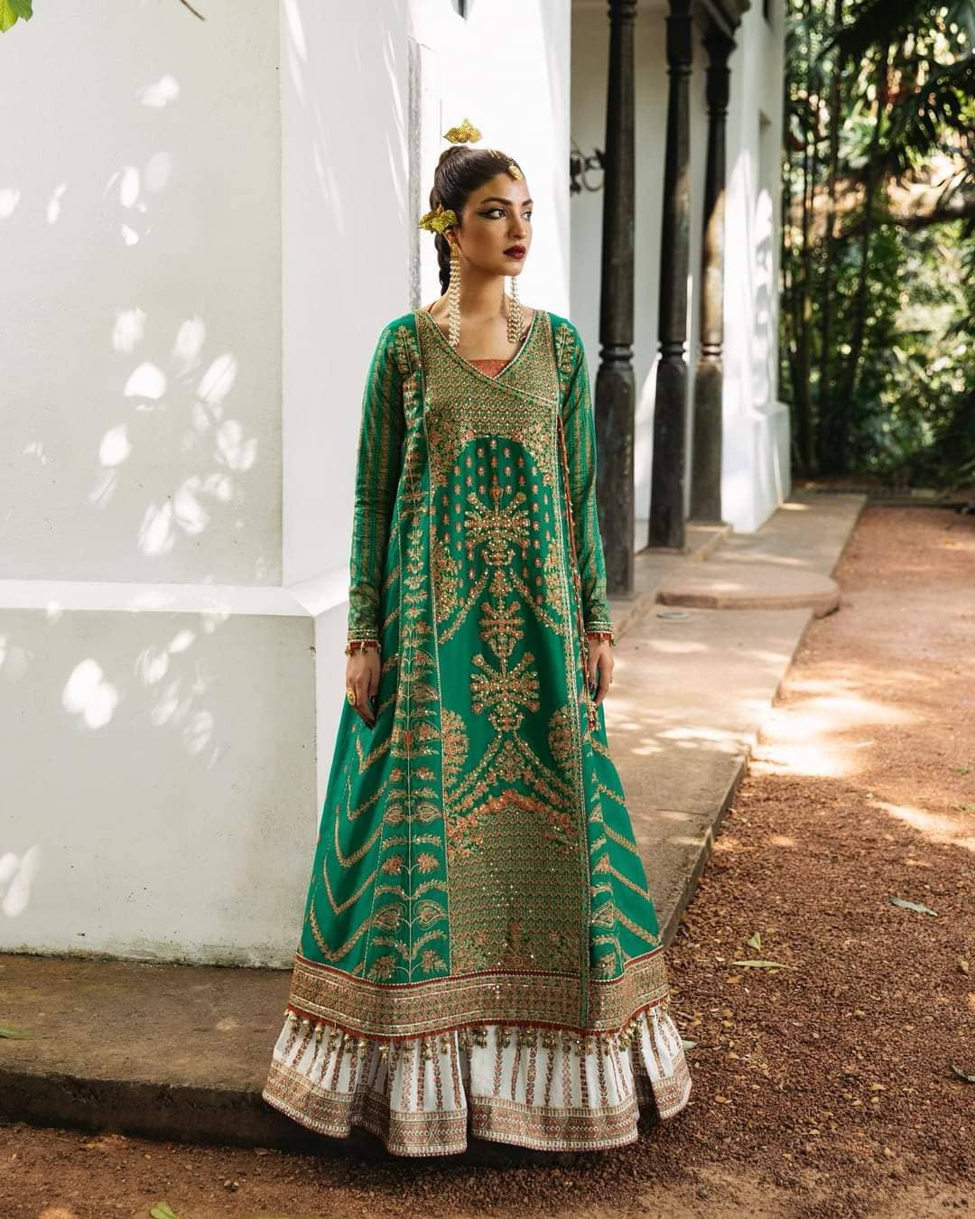 img_hussain_rehar_luxury_lawn_roshan_23_awwal_boutique