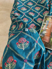 img_open_pic_hussain_rehar_paar_awwal_boutique