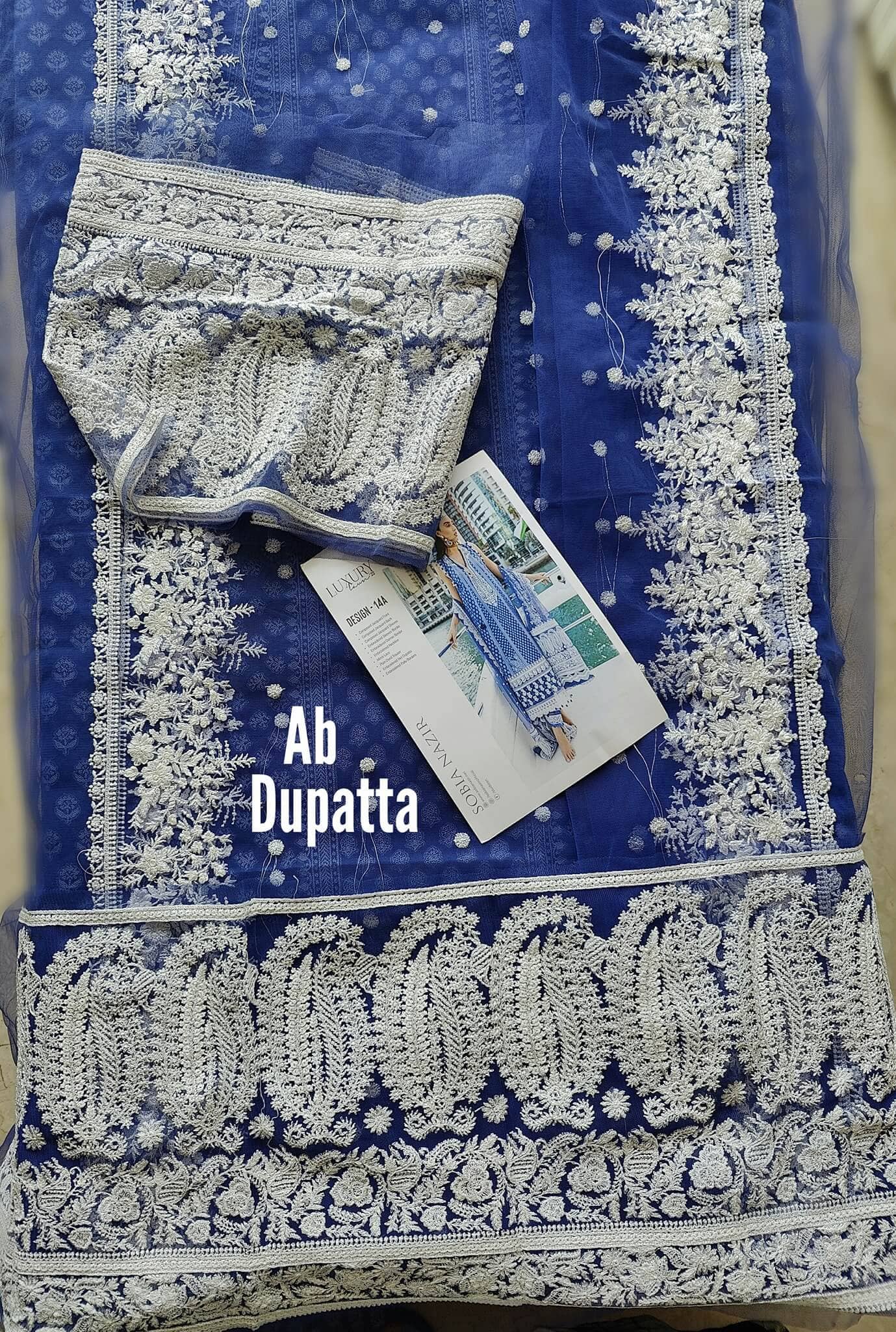Open Pic/Sobia Nazir Lawn 22/D 14A
