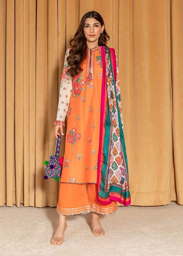 img_spotted_hussain_rehar_awwal_boutique