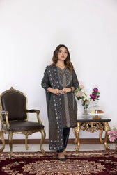 img_identics_by_regalia_awwal_boutique