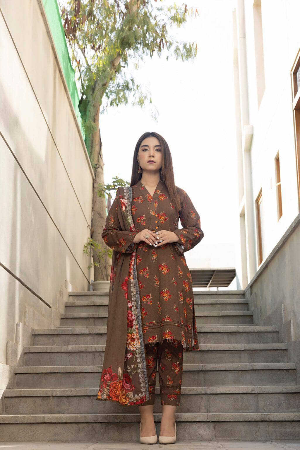img_identics_by_regalia_awwal_boutique