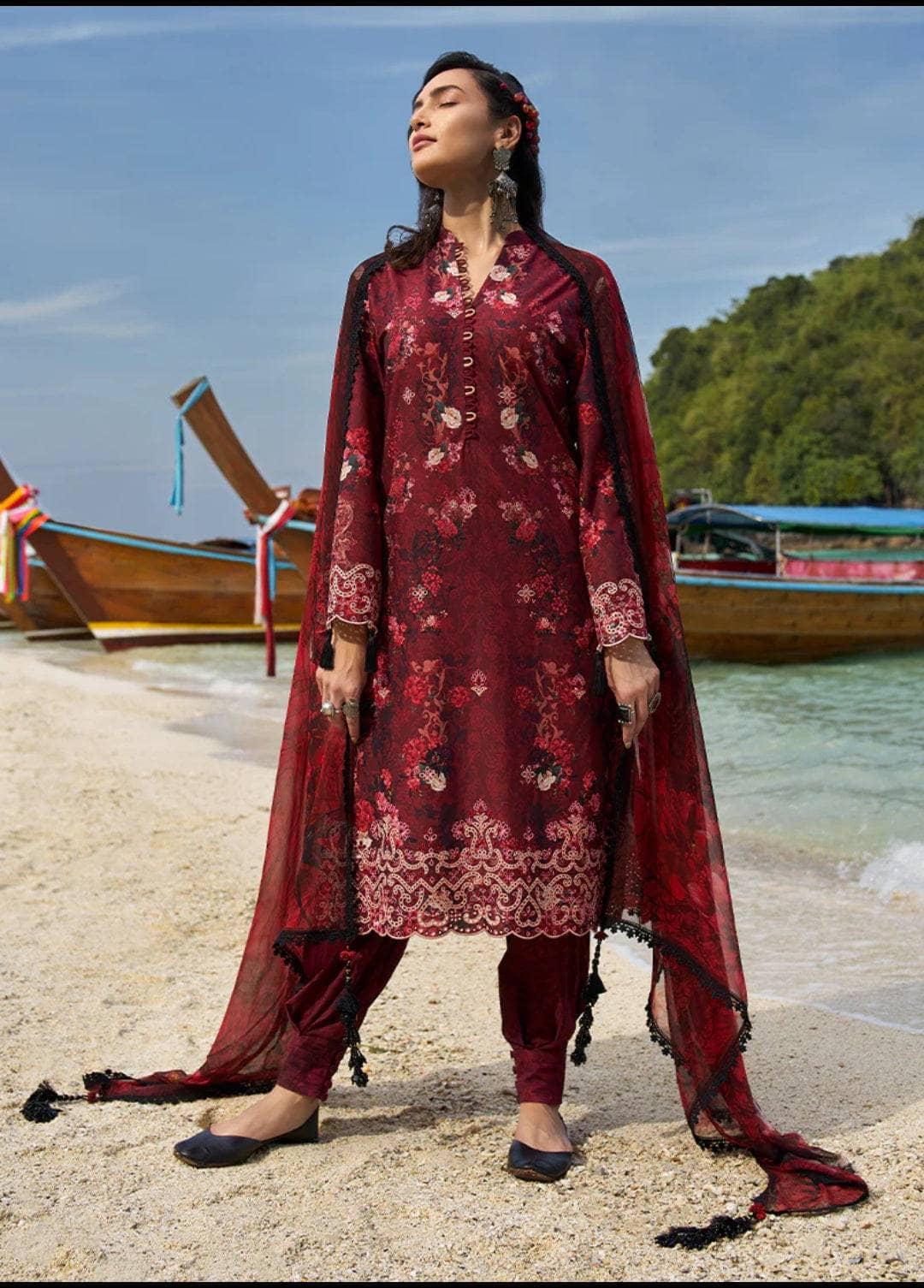 img_image_lawnkari_printkari_23_awwal_boutique