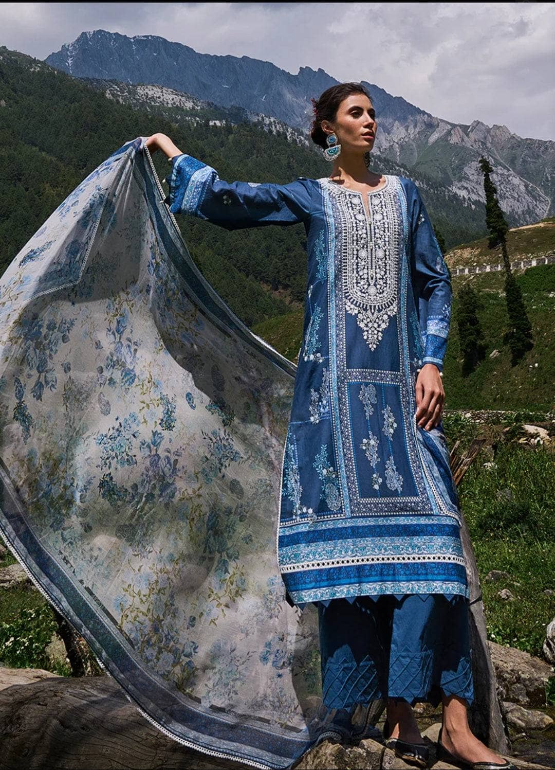 Img_summer_printkari_lawn_22_awwal_boutique