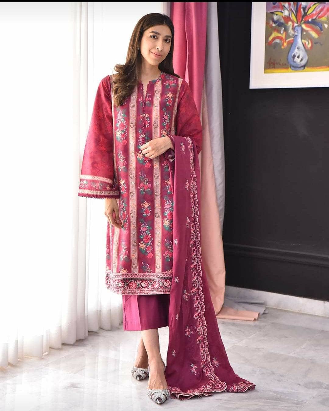 img_printkari_lawn_22_awwal_boutique