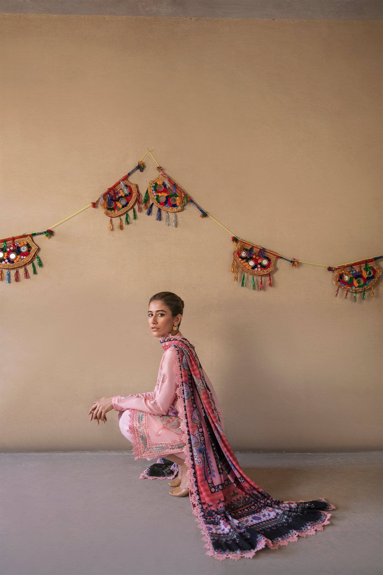 img_zaha_lawn_2021_awwal_boutique