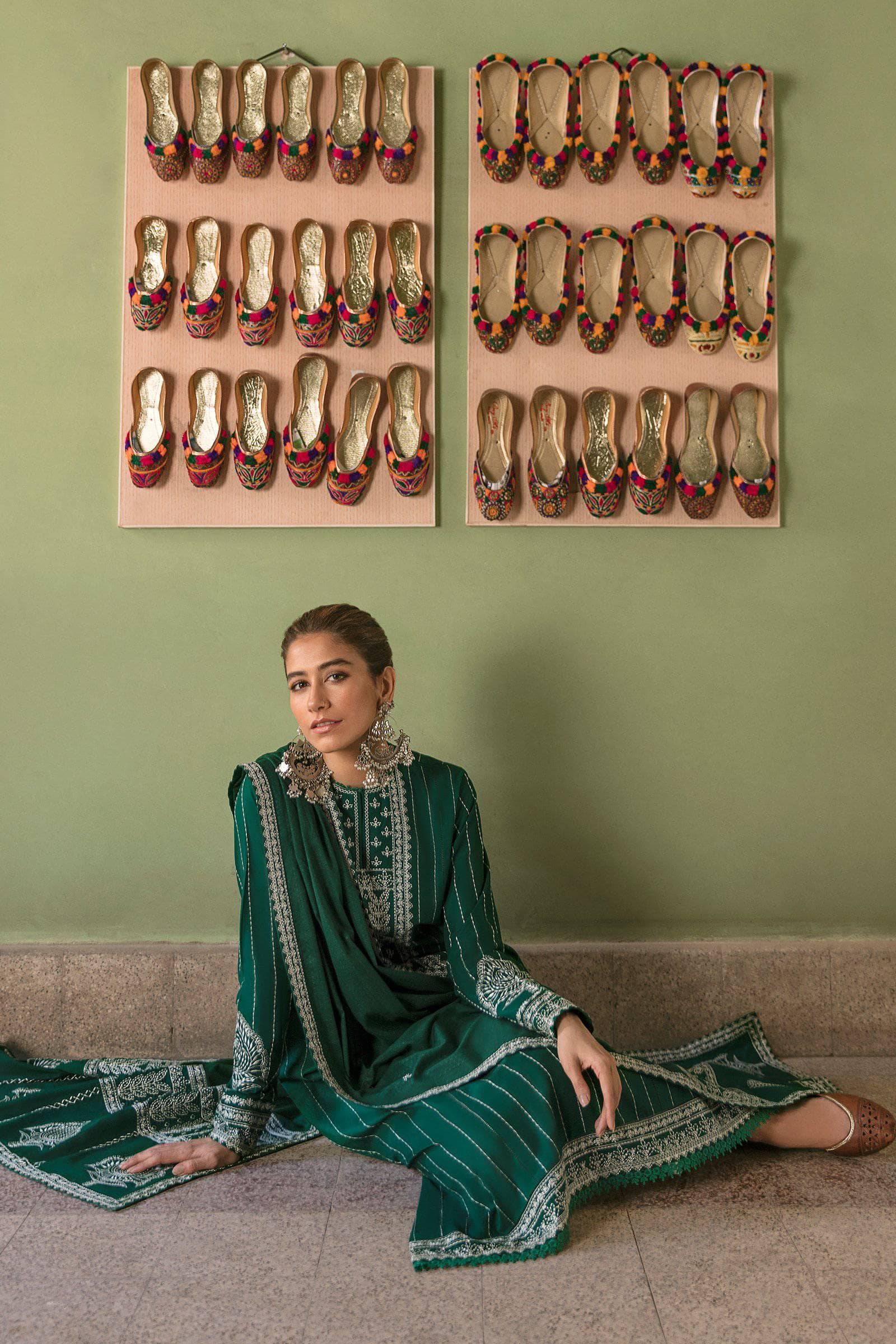 img_zaha_lawn_2021_awwal_boutique