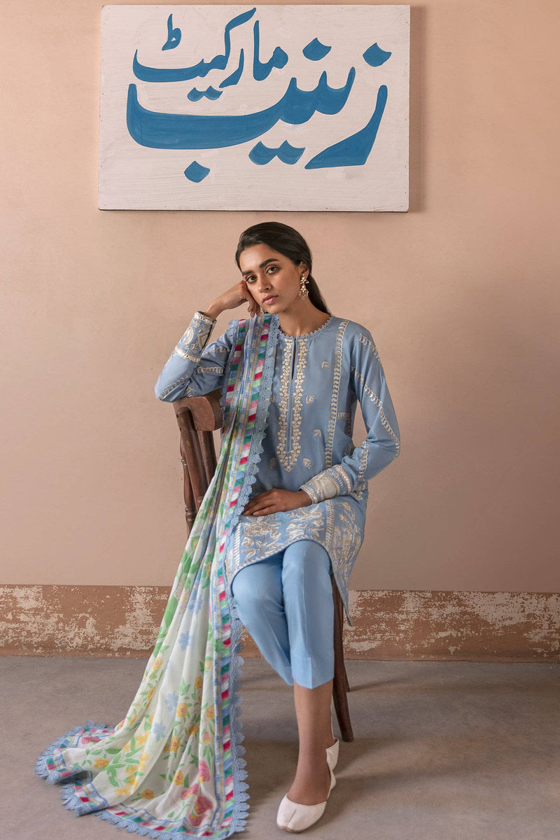 img_zaha_lawn_2021_awwal_boutique