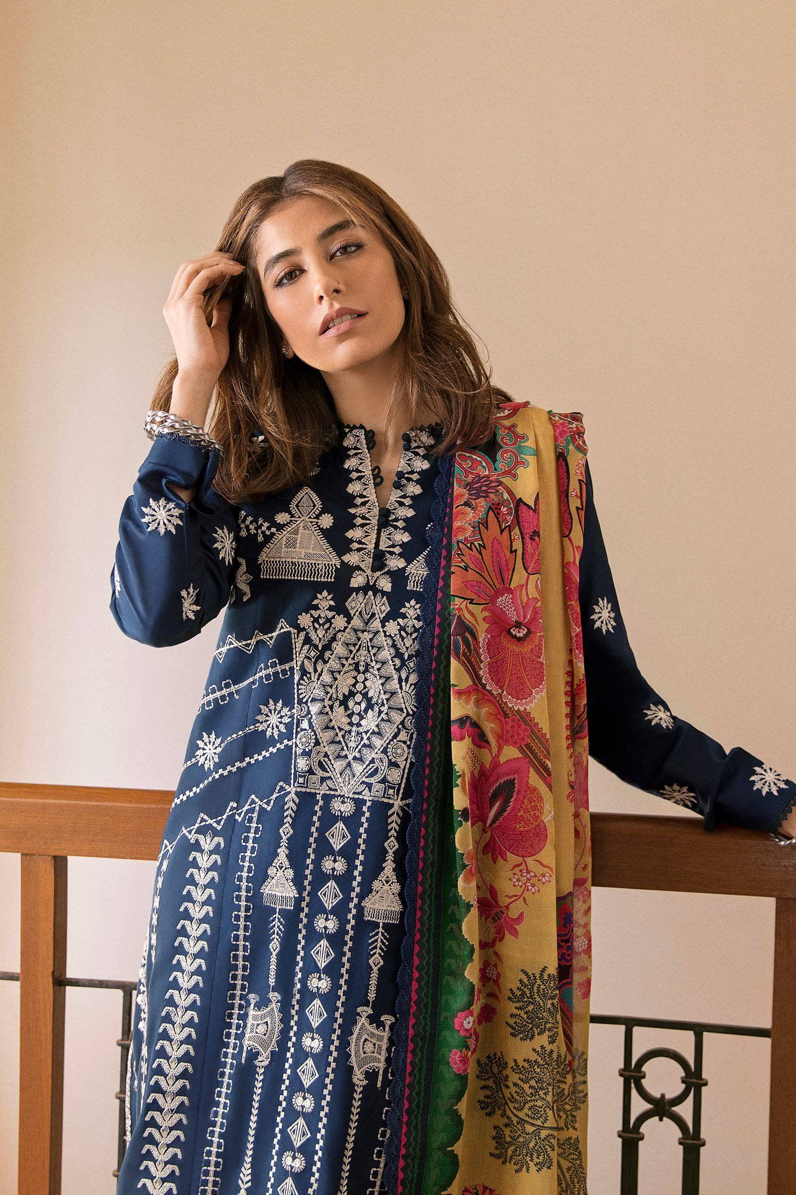 img_zaha_lawn_2021_awwal_boutique