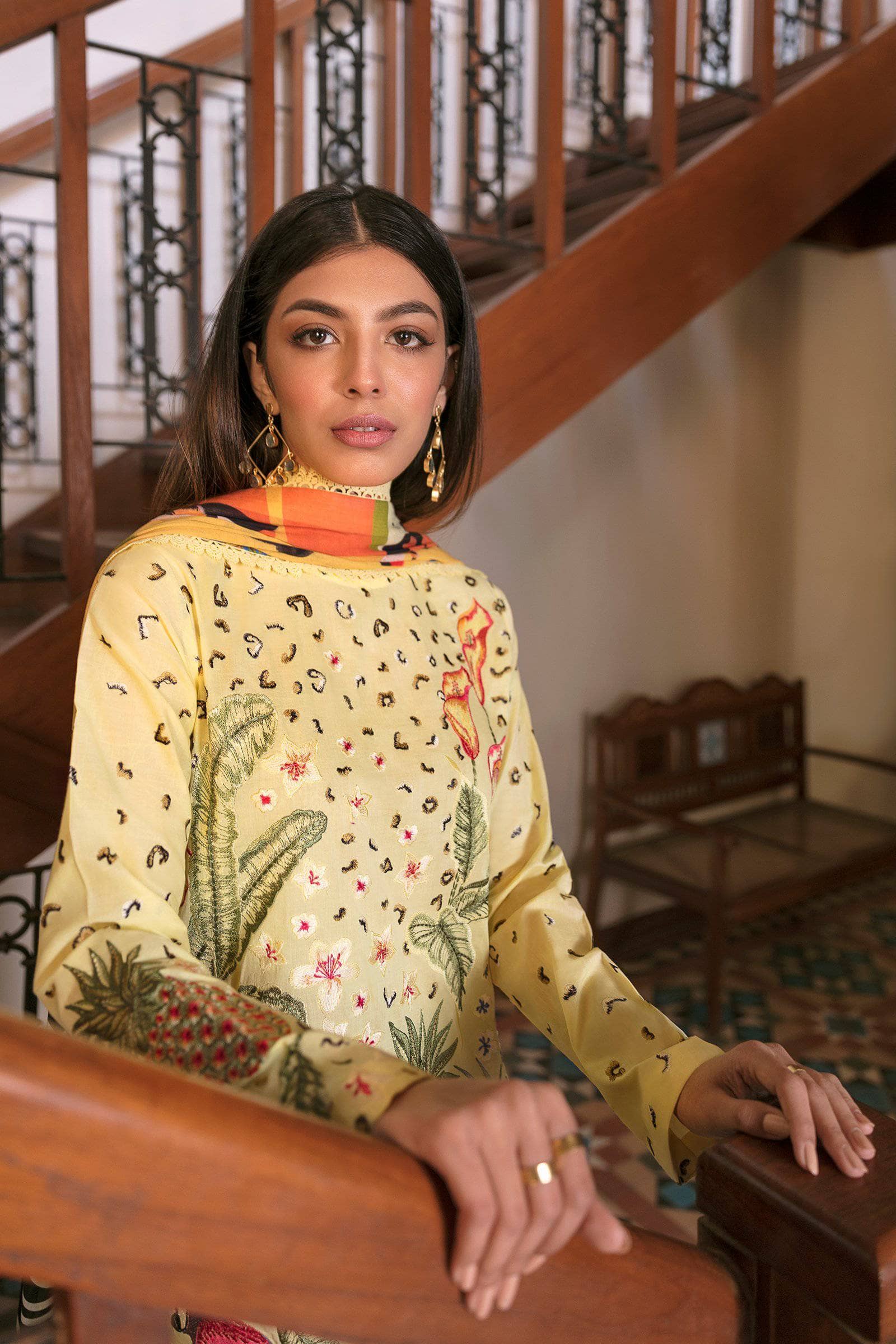 img_zaha_lawn_2021_awwal_boutique