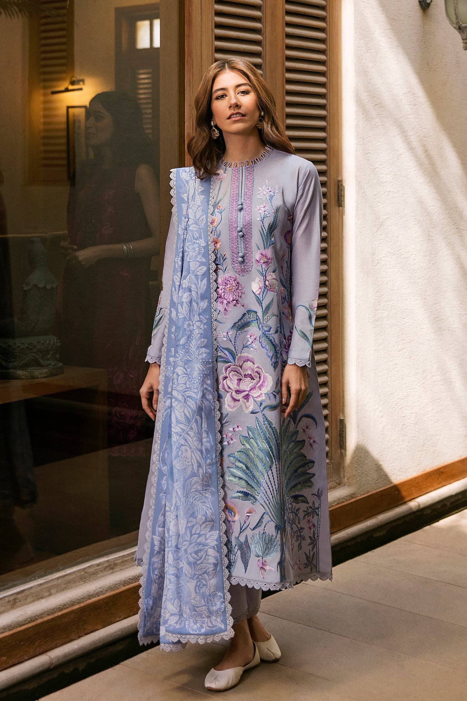 img_zaha_lawn_2021_awwal_boutique