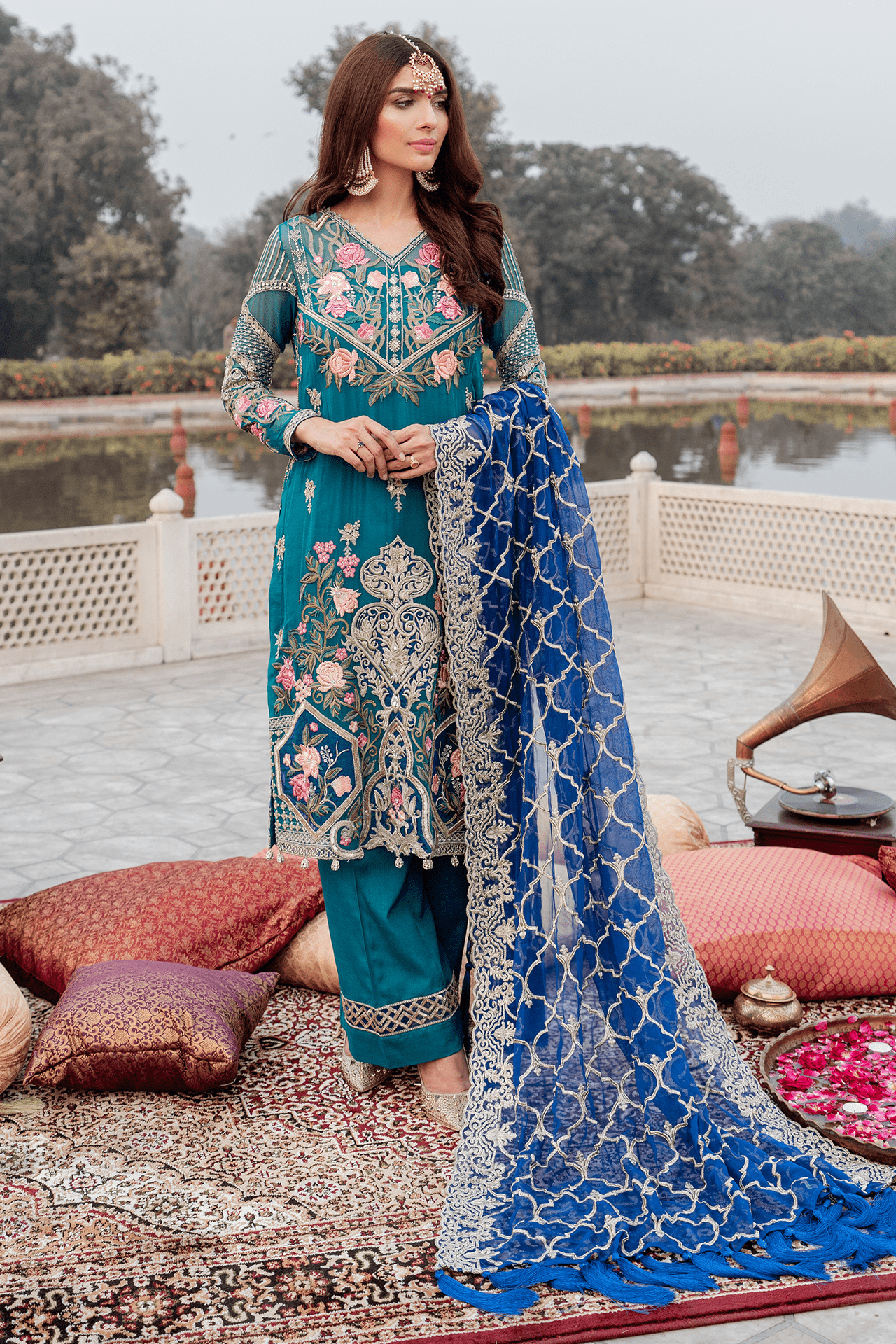 img_majestic_by_imrozia_luxury_chiffon_collection_awwal_boutique