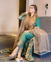 img_spotted_in_imrozia_chiffon_awwal_boutique