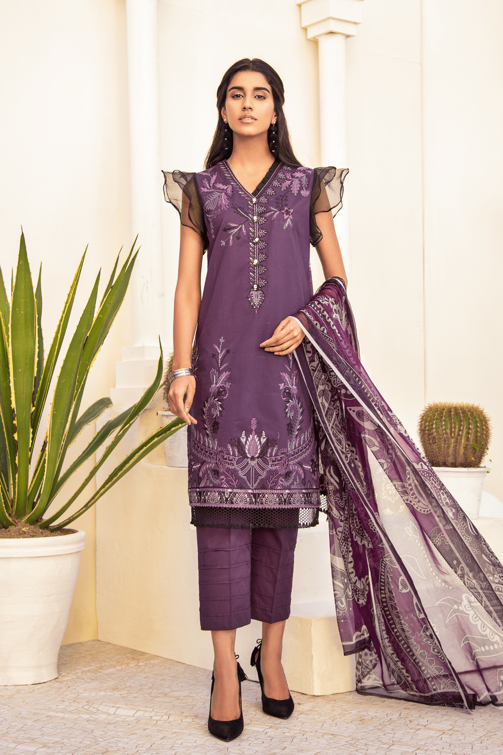 img_iznik_chinon_lawn_collection_awwal_boutique_eid_collection