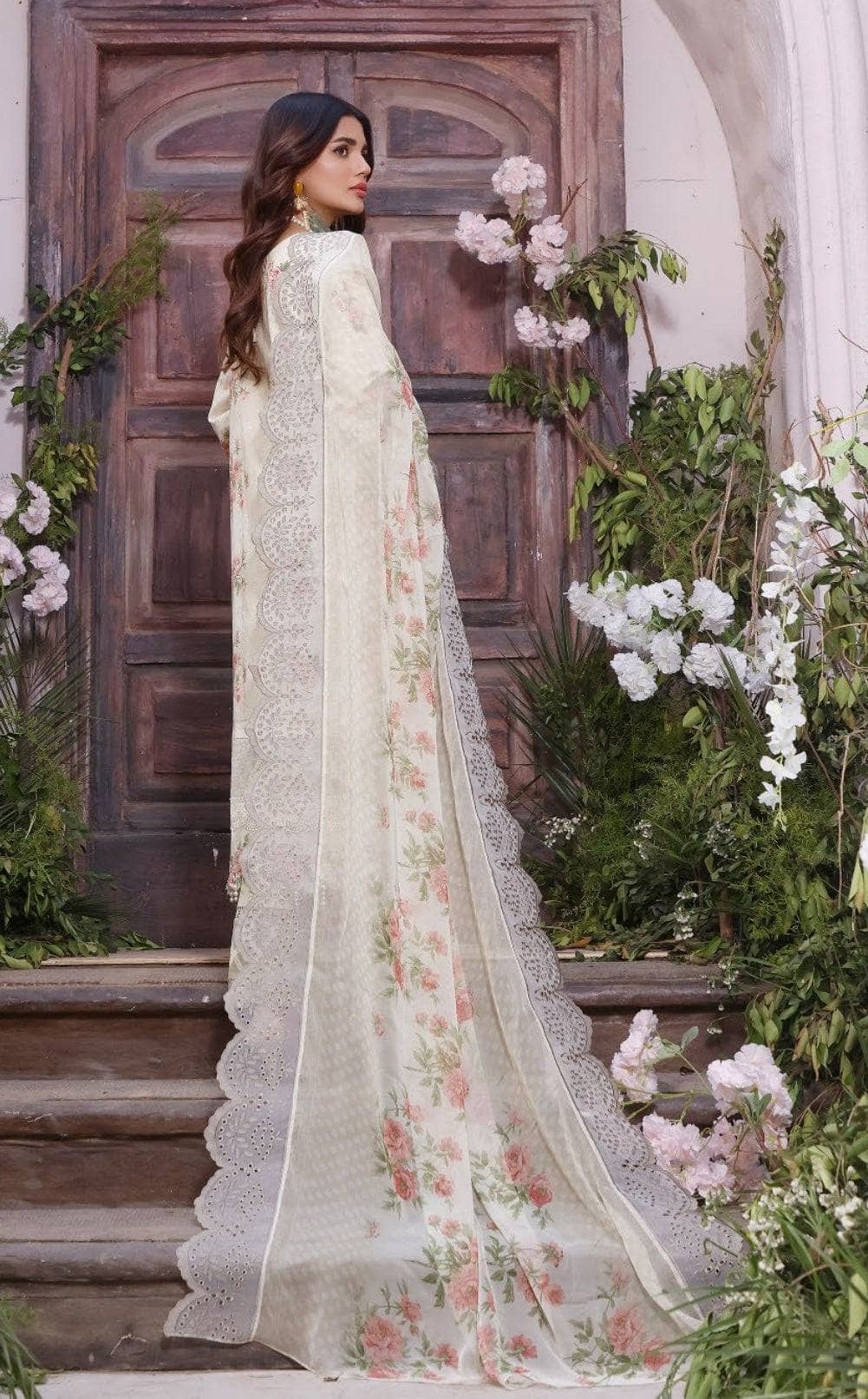 img_jade_lawn_22_awwal_boutique