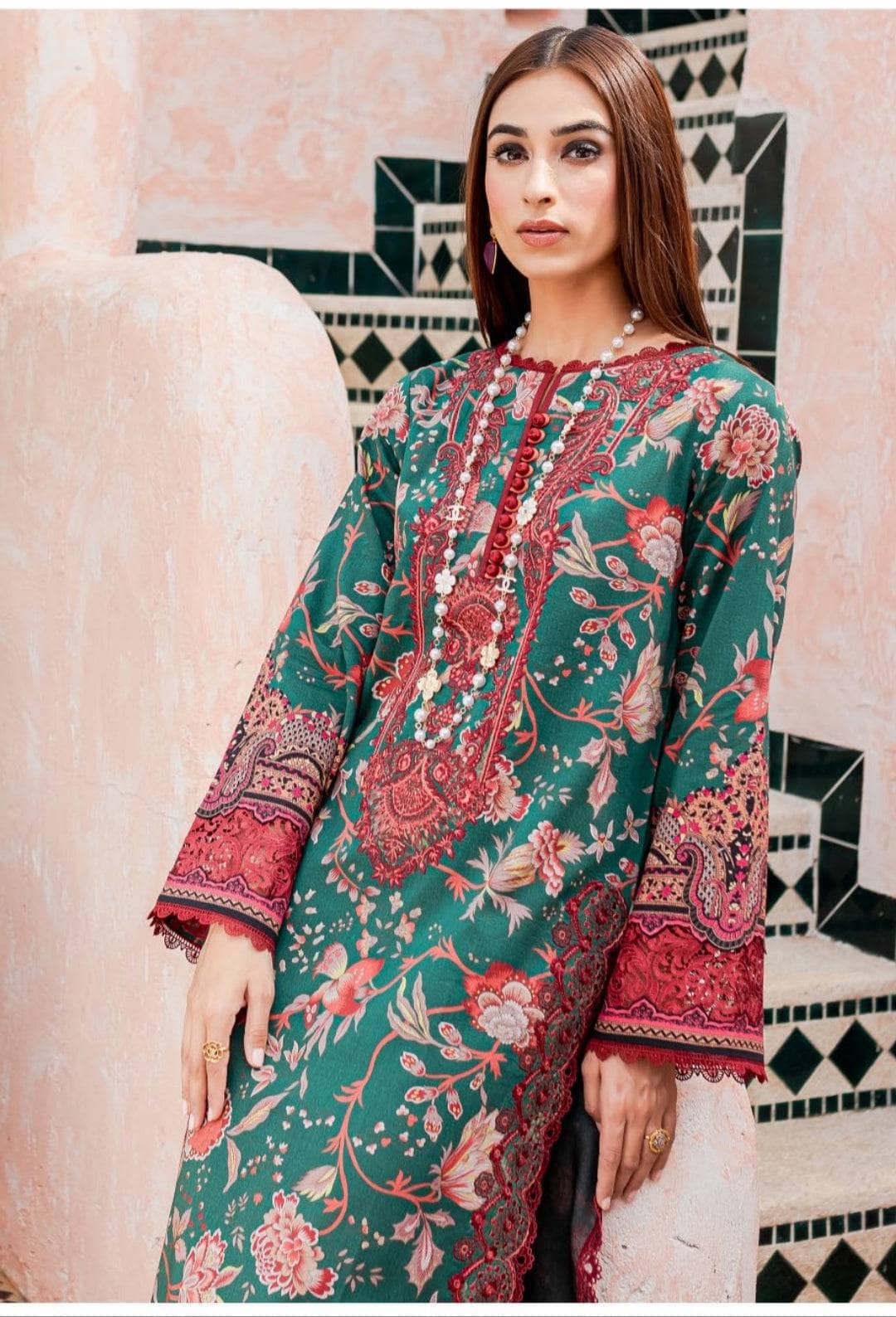 img_jade_flora_lawn_awwal_boutique