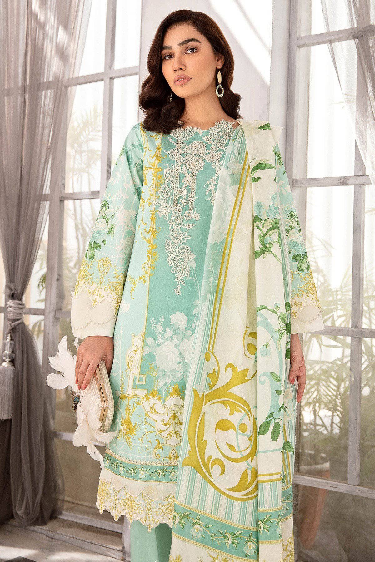 img_jade_urbane_embroidered_lawn_2021_awwal_boutique