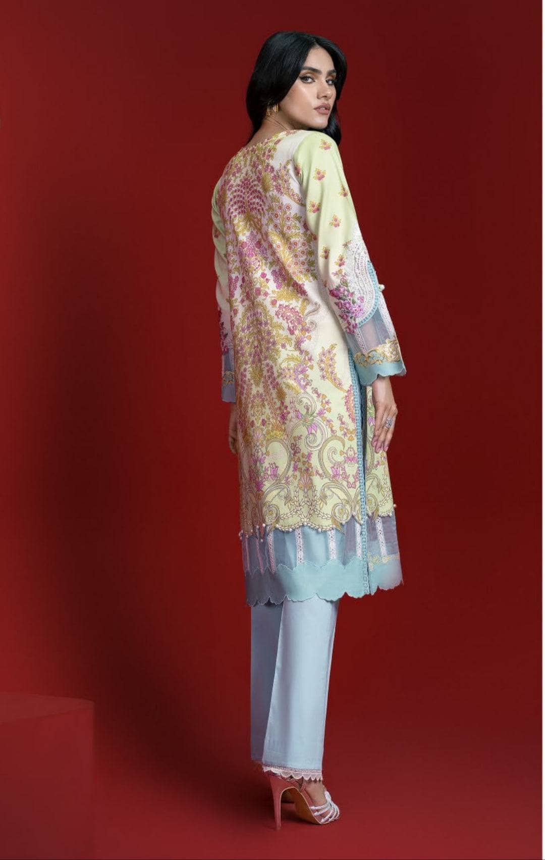 img_jade_solitaire_linen_awwal_boutique