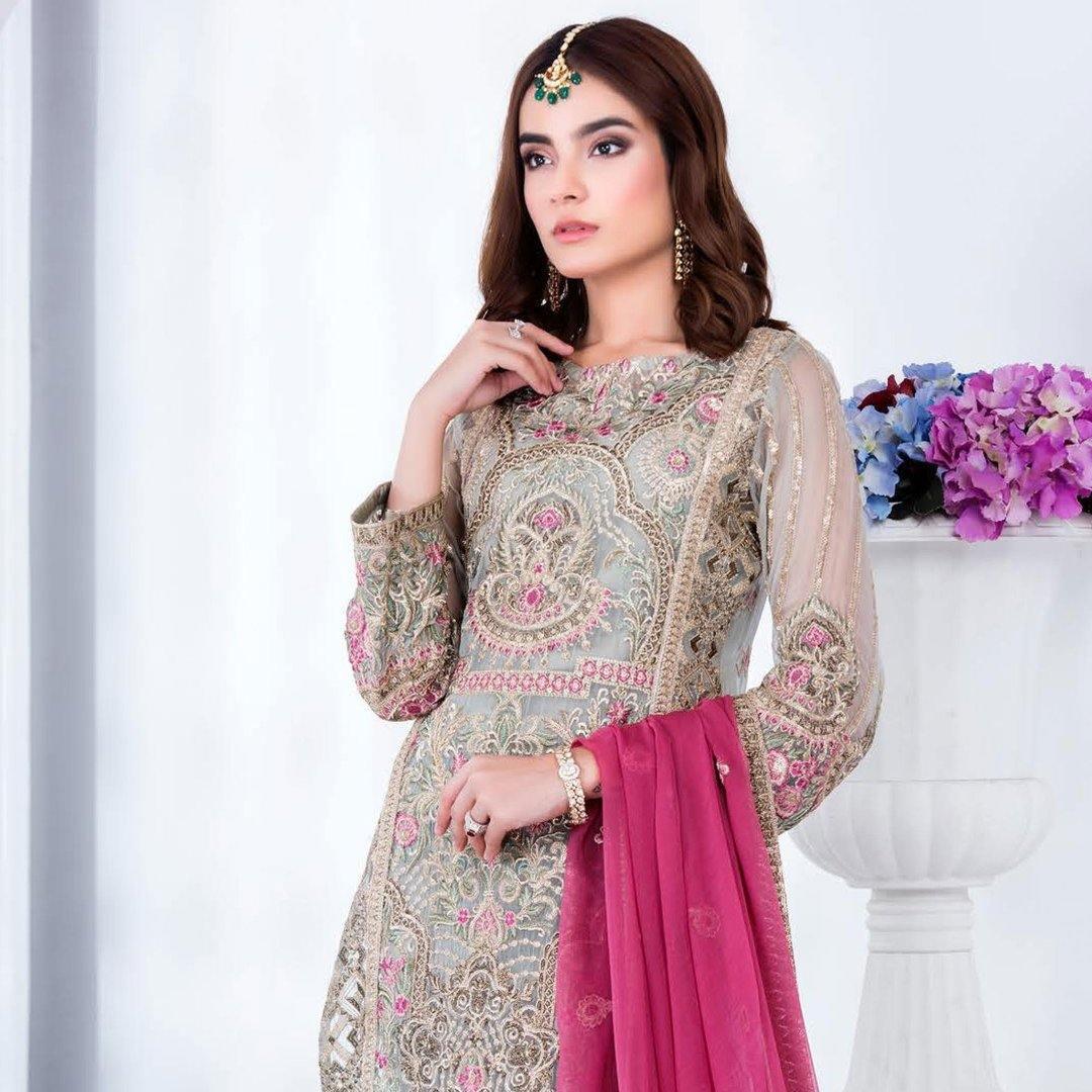 img_jannan_premium_embroidered_chiffon_awwal_boutique