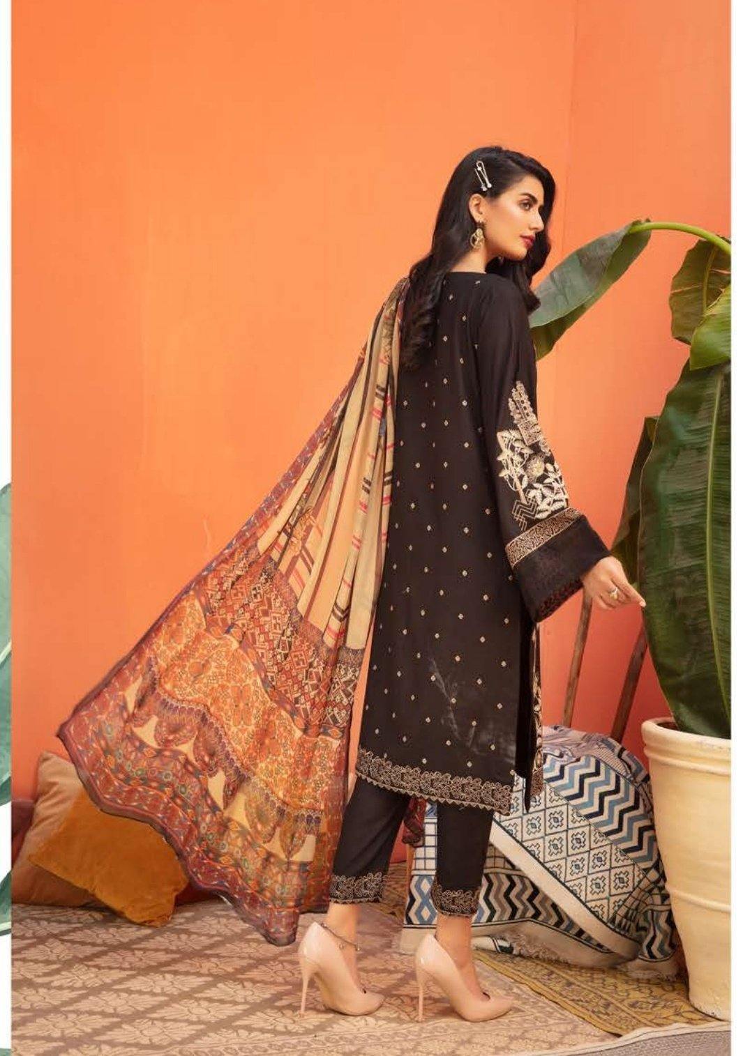 img_johra_zaib_leather_peach_woolen_shawl_collection_awwal_boutique