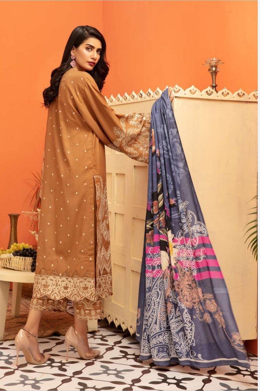 img_johra_zaib_leather_peach_woolen_shawl_collection_awwal_boutique