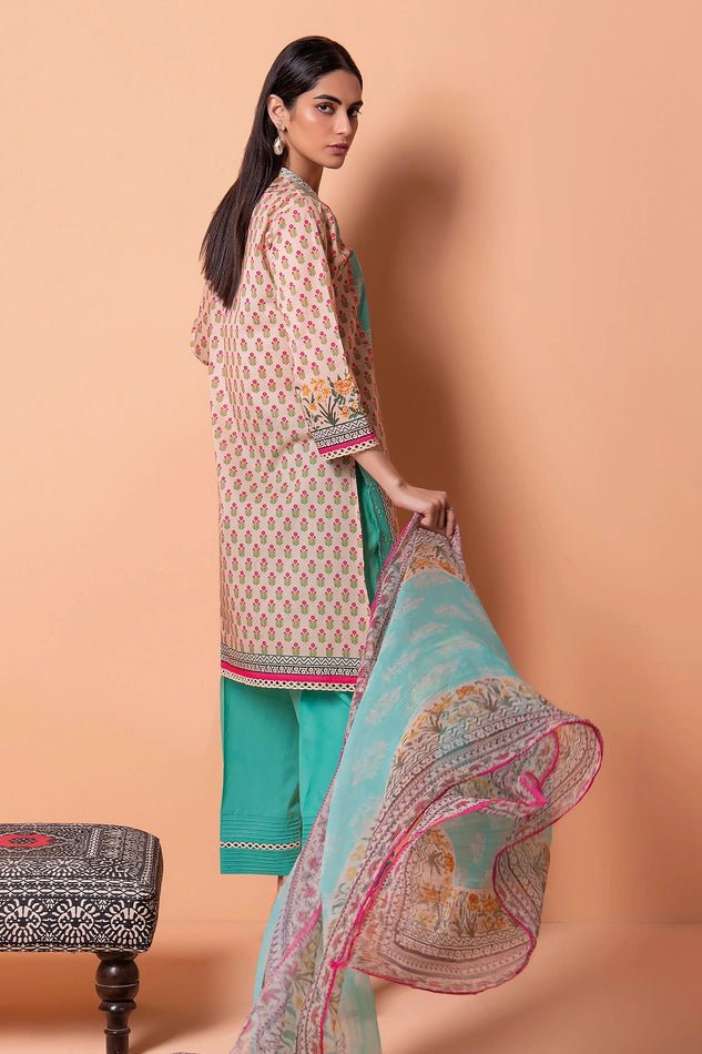 img_khaadi_lawn_22_awwal_boutique