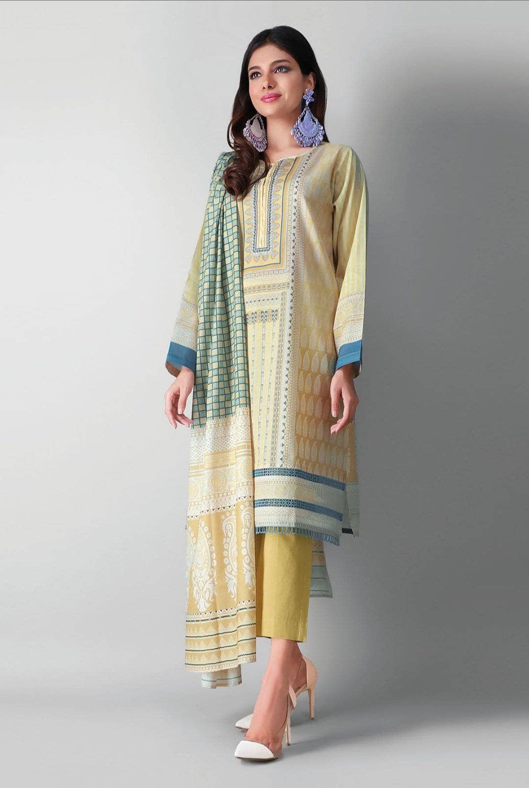 img_khaadi_lawn_2021_awwal_boutique