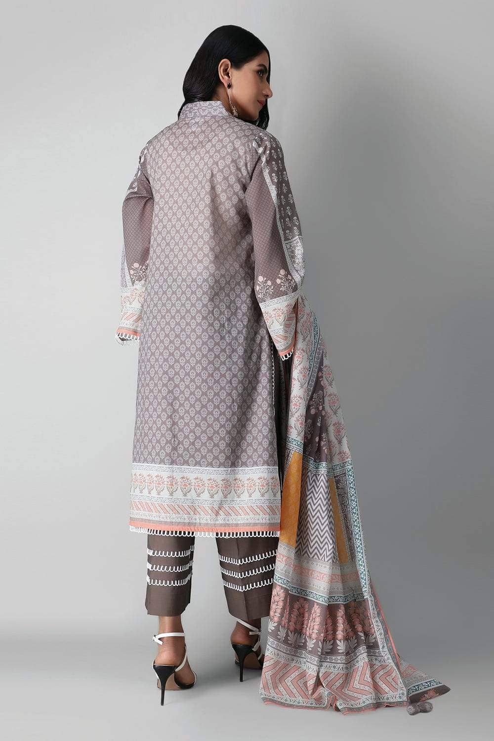 img_khaadi_lawn_2021_awwal_boutique