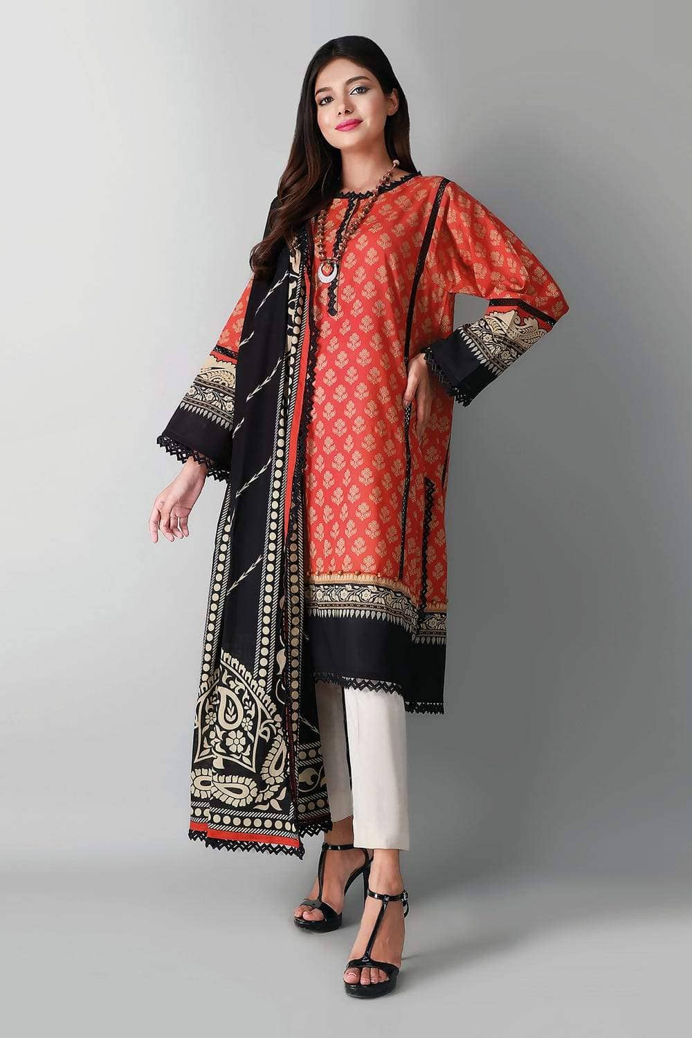 img_khaadi_lawn_2021_awwal_boutique