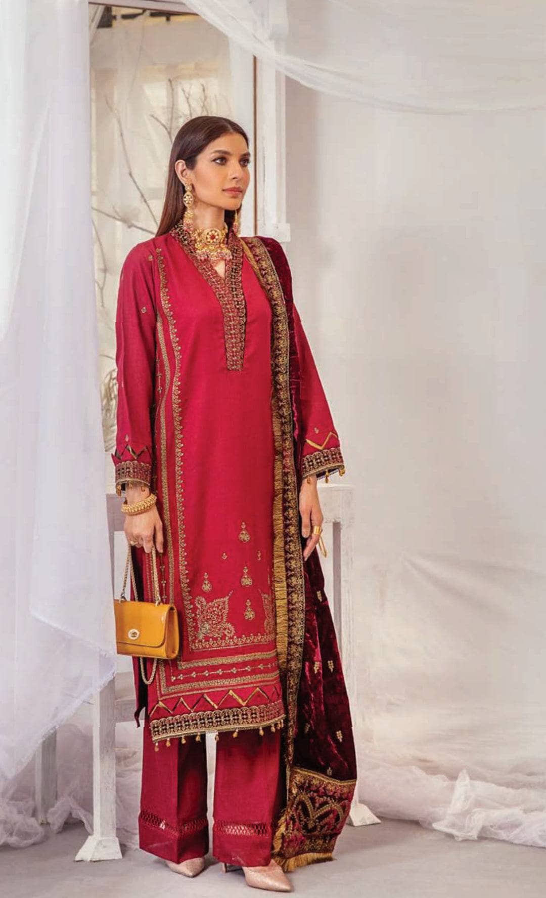 img_lavish_by_panache_velvet_embroidered_shawls_awwal_boutique