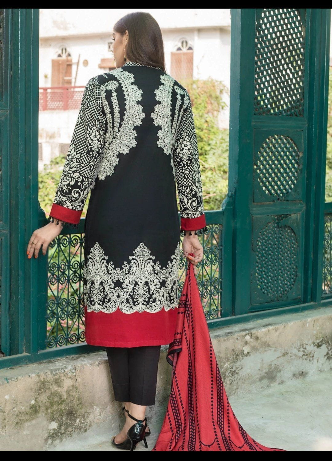img_limelight_winter_collection_awwal_boutique