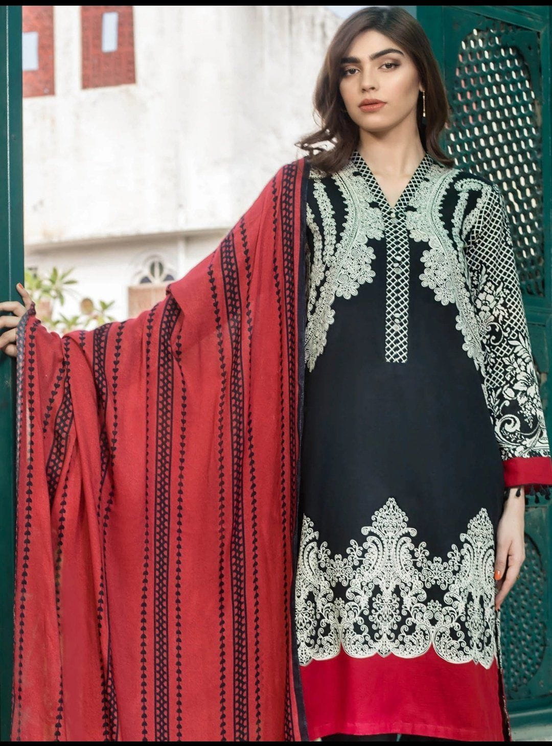 img_limelight_winter_collection_awwal_boutique