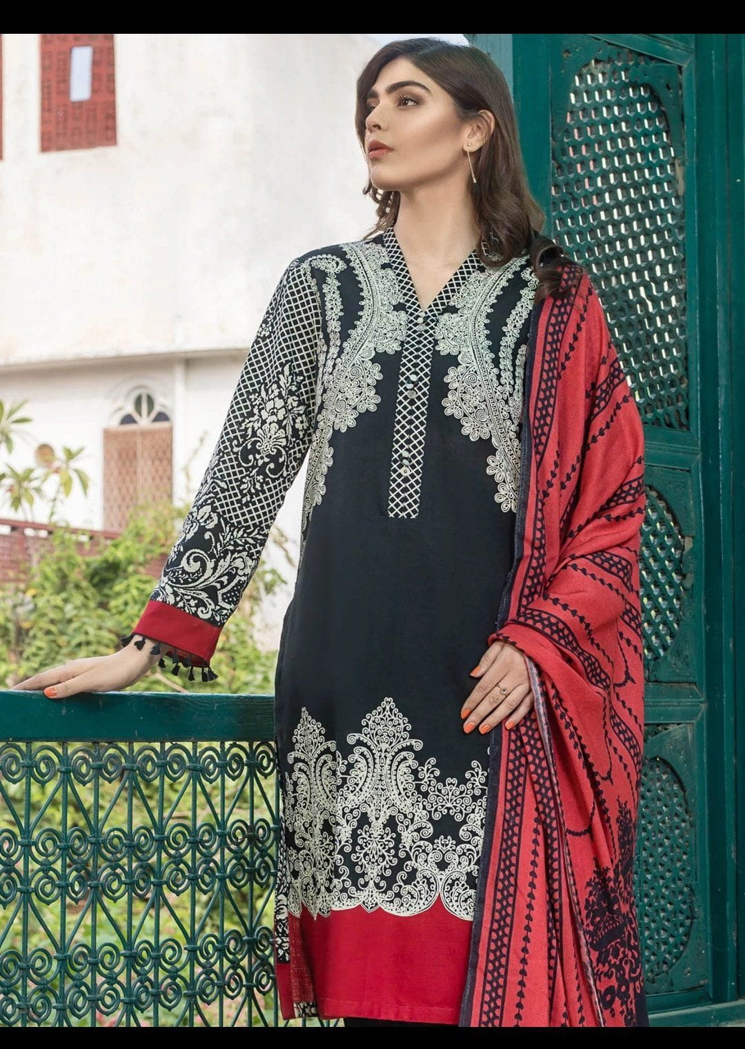 img_limelight_winter_collection_awwal_boutique