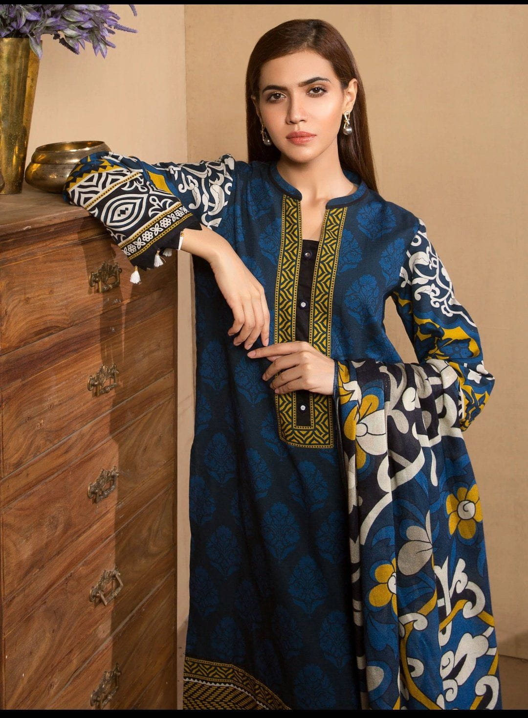 img_limelight_winter_collection_awwal_boutique