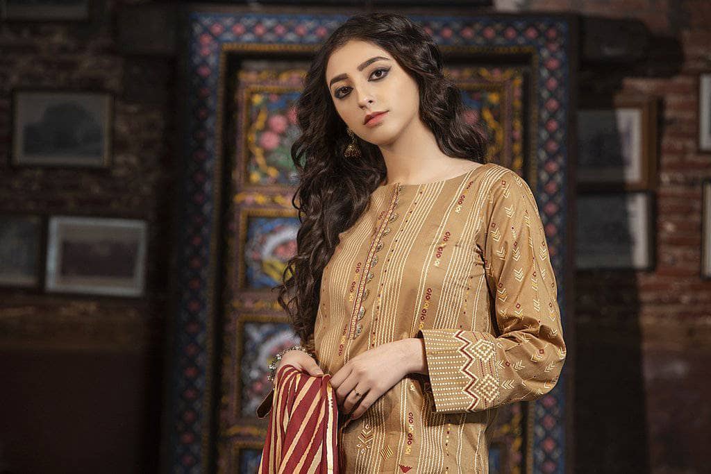 img_lakhani_dareeche_pearl_printed_lawn_2021_awwal_boutique