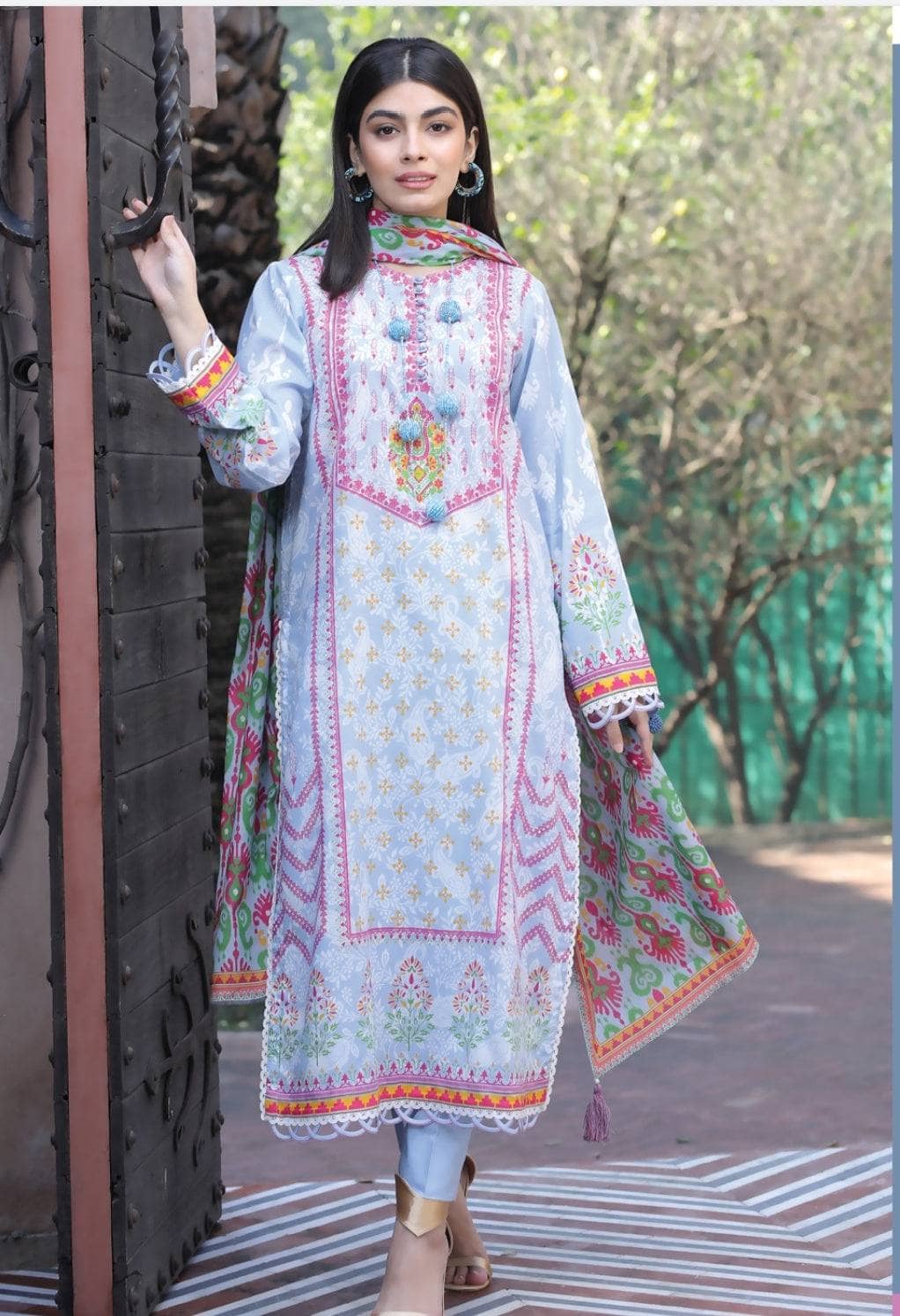 img_lsm_komal_lawn_2022_awwal_boutique