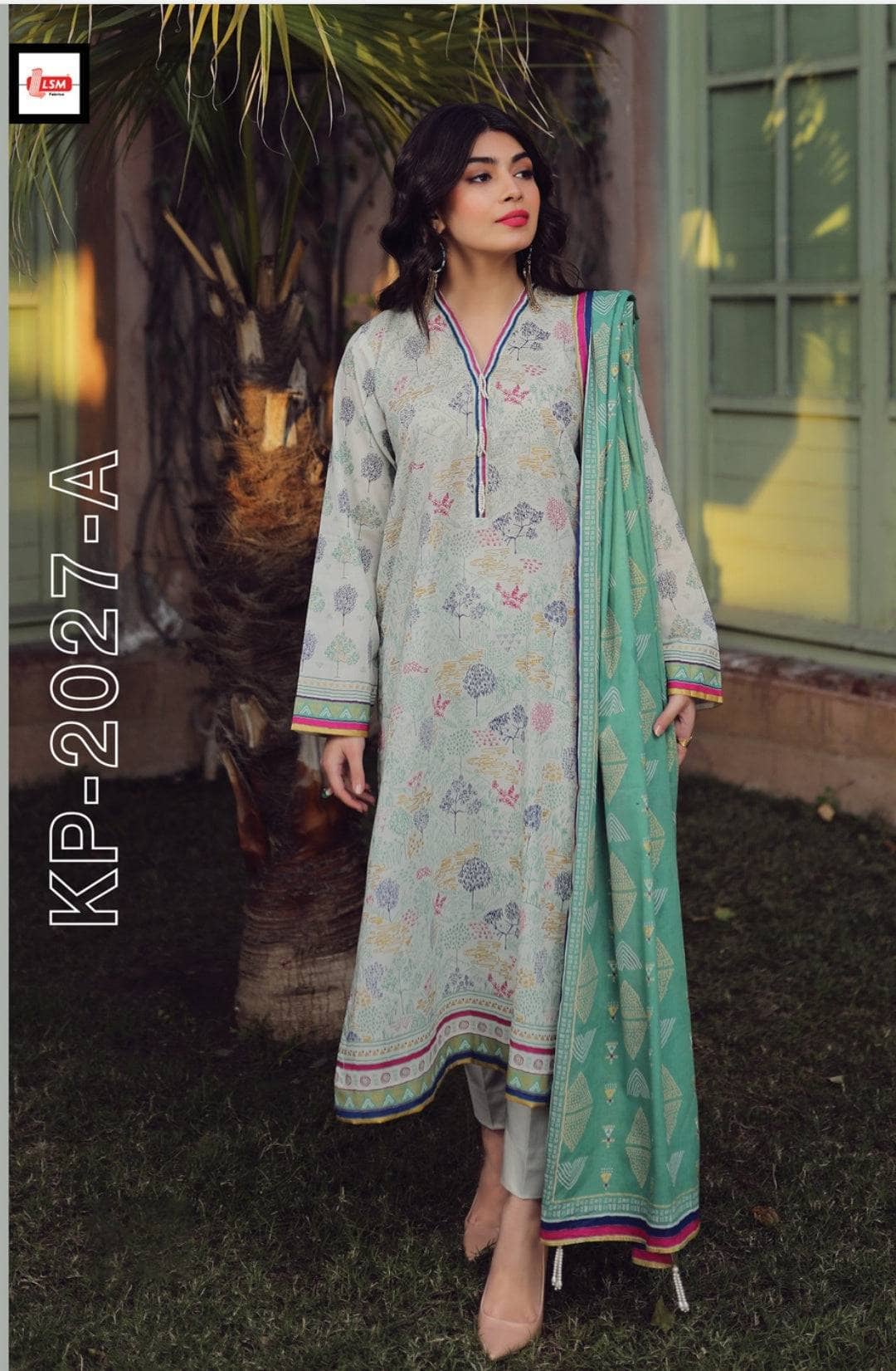 img_lsm_komal_lawn_2022_awwal_boutique