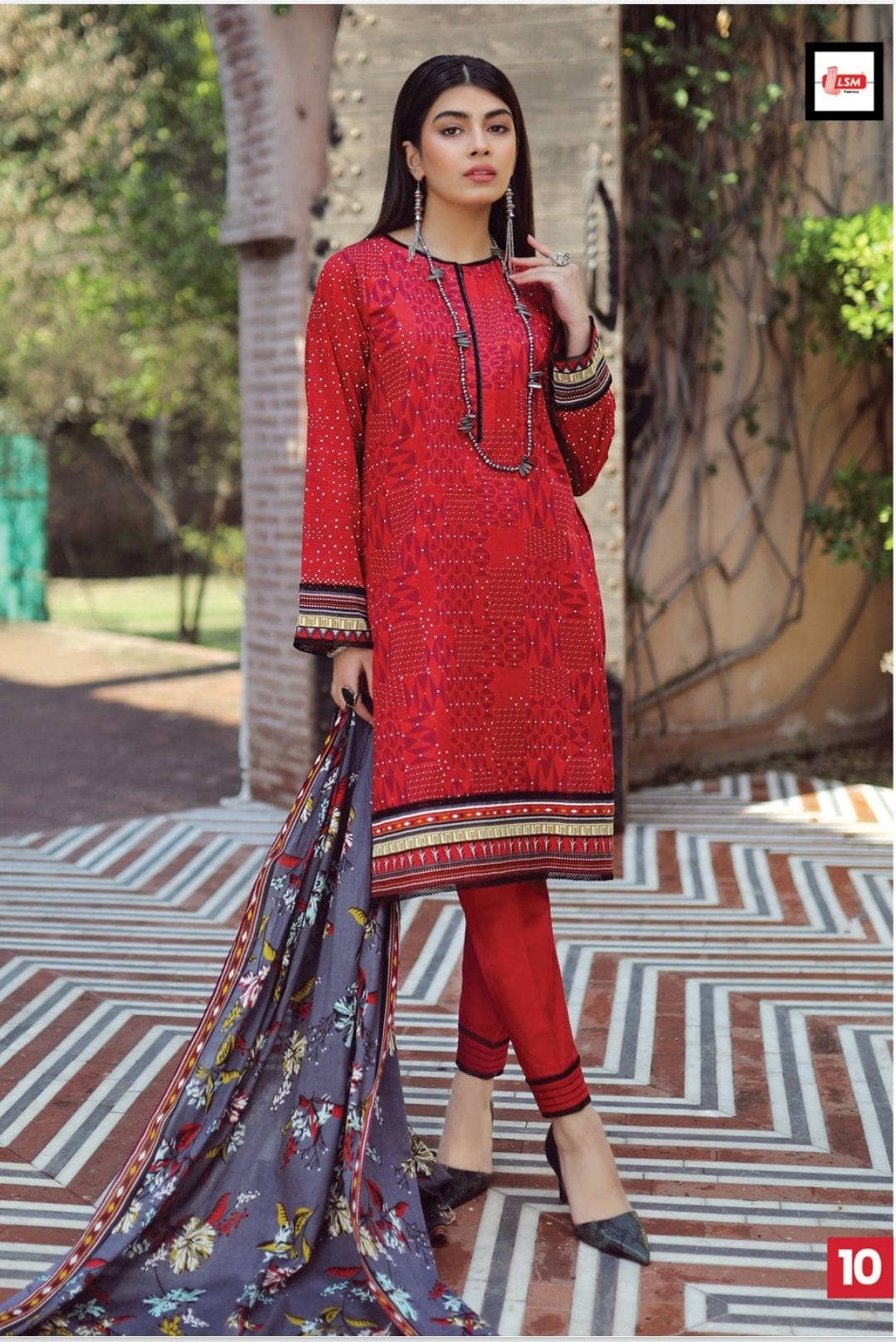 img_lsm_komal_lawn_2022_awwal_boutique