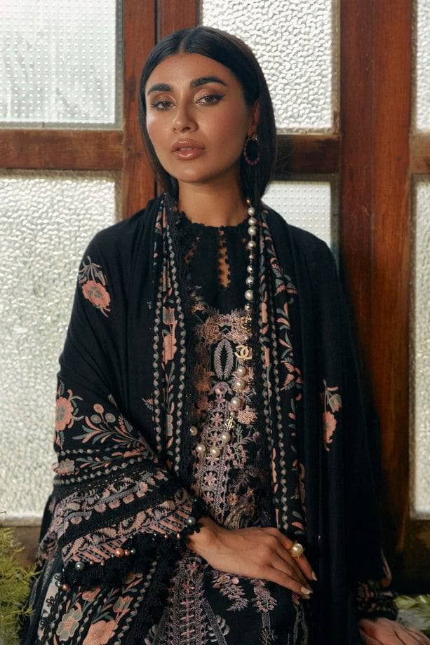 img_sana_safinaz_muzlin_winter_2022_awwal_boutique