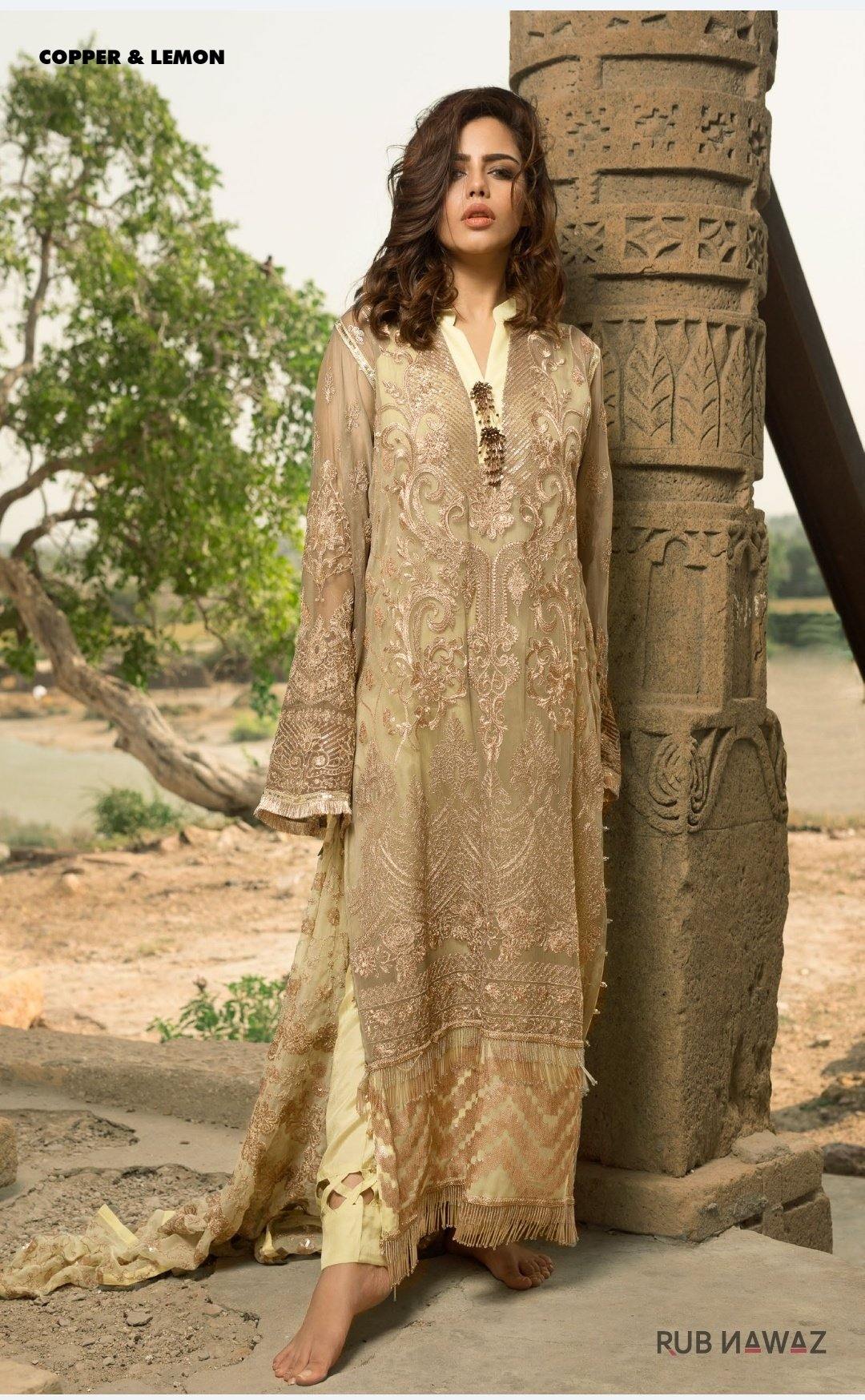 img_maira_khan_by_rub_nawaz_chiffon_collection_awwal_boutique