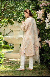 img_manara_lawn_2021_awwal_boutique