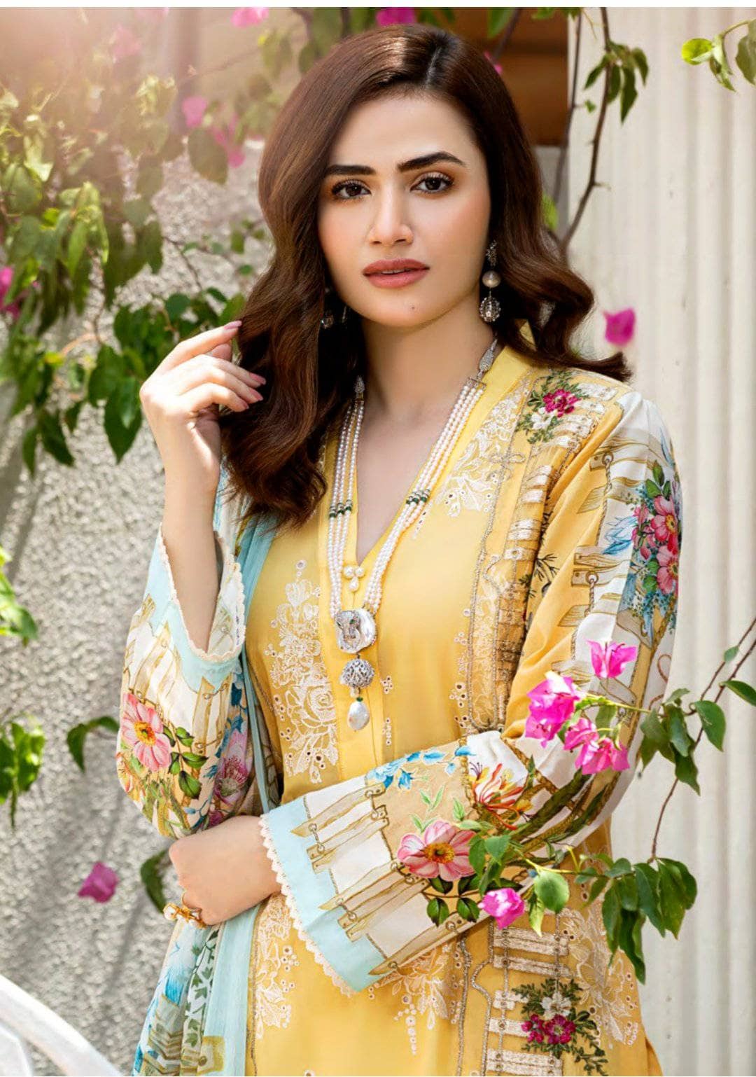 img_manara_lawn_2021_awwal_boutique